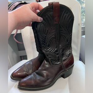 Laredo Brown Heeled Boots